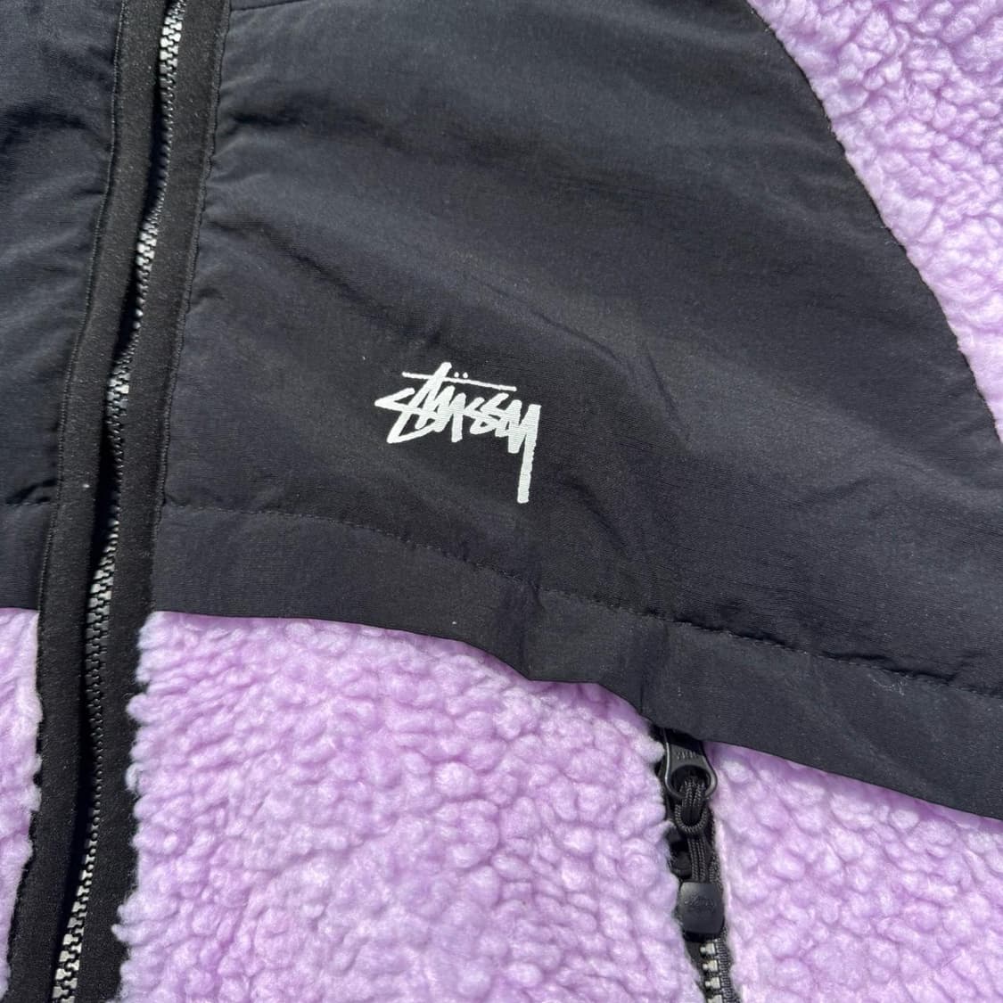 스투시 쉐르파 패널드 후드 자켓 라벤더 상품이미지2