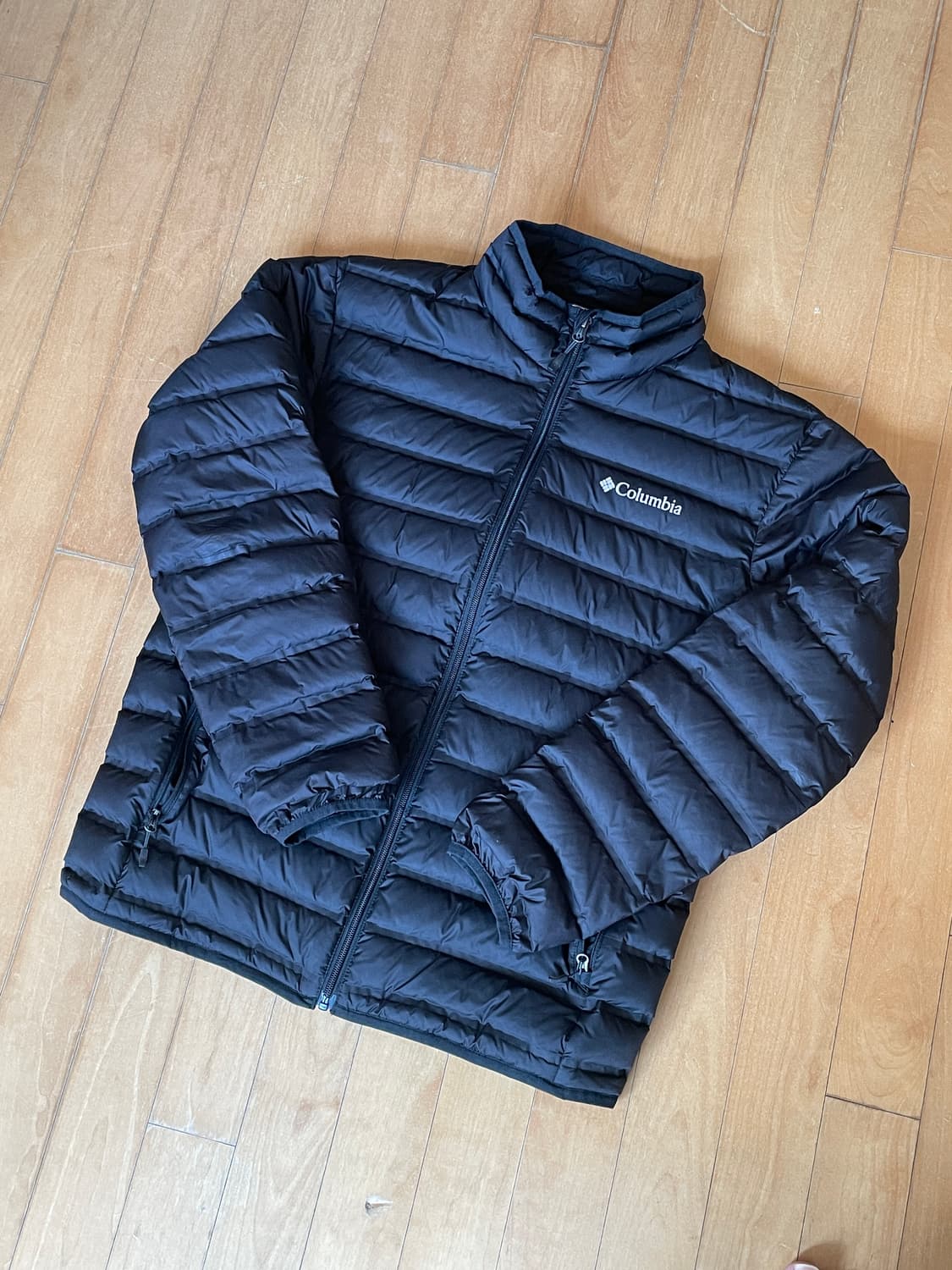 콜롬비아 경량패딩 상품이미지1