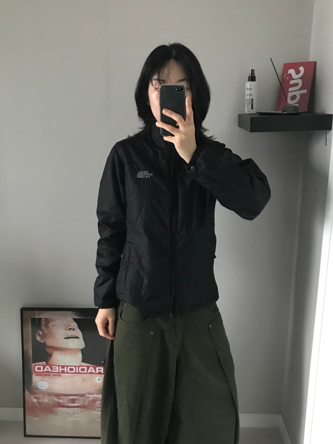 노스페이스 로고 윈드 경량 블랙 패딩 상품이미지2