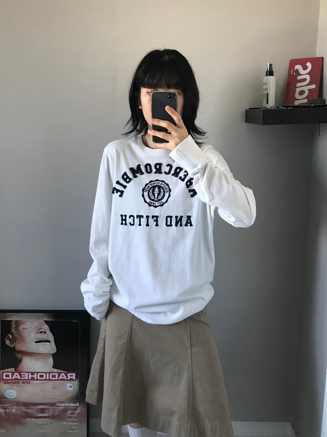 아베크롬비 중앙 자수로고 화이트 롱슬리브 상품이미지1