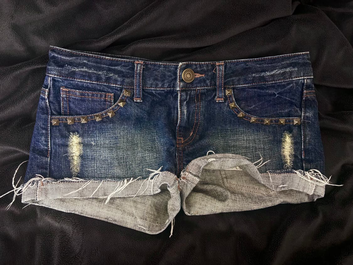 y2k 갸루 스터드 로우라이즈 숏팬츠 상품이미지1