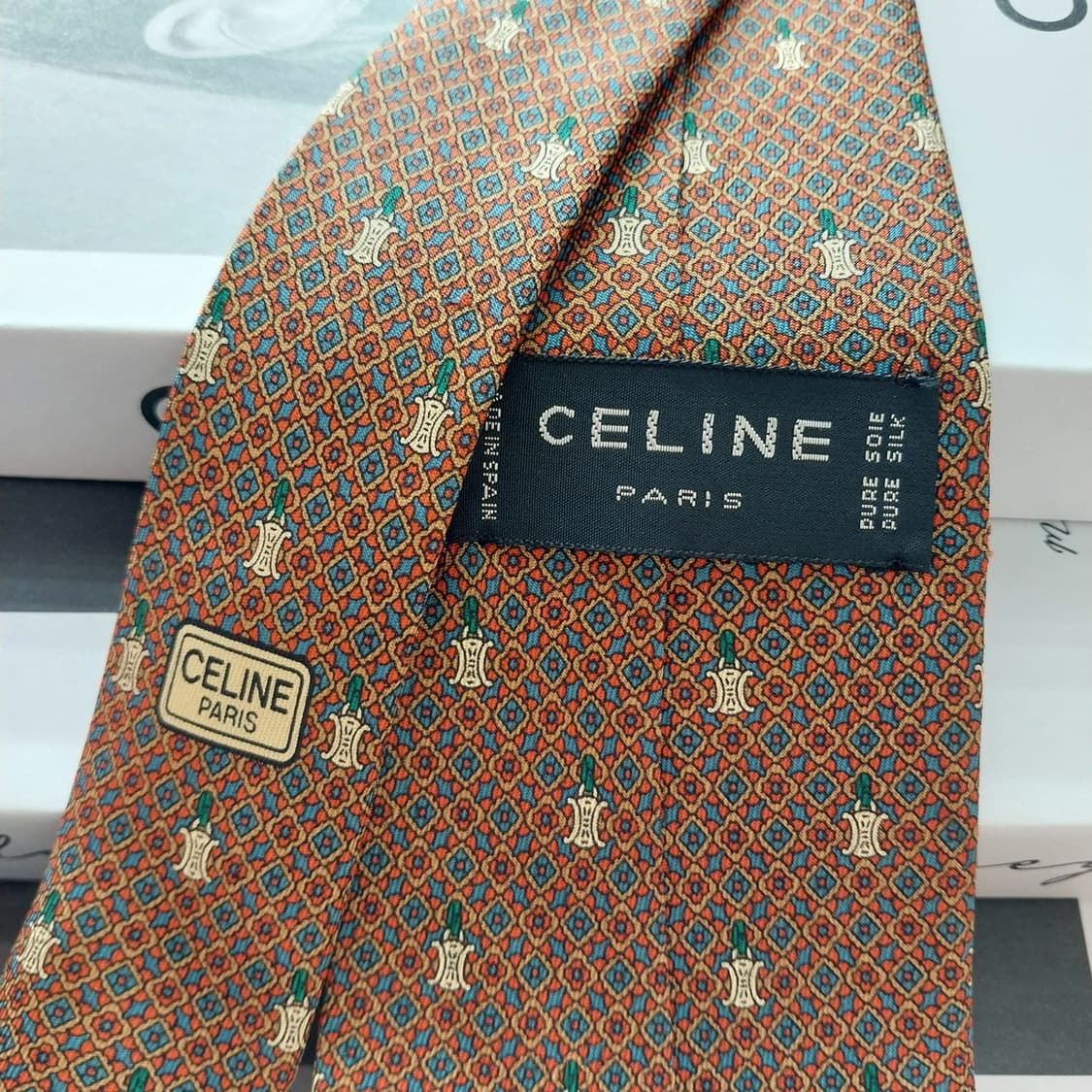 셀린느 실크 브라운 트리오페 패턴 넥타이 8.7cm A+등급 K1330
 상품이미지6
