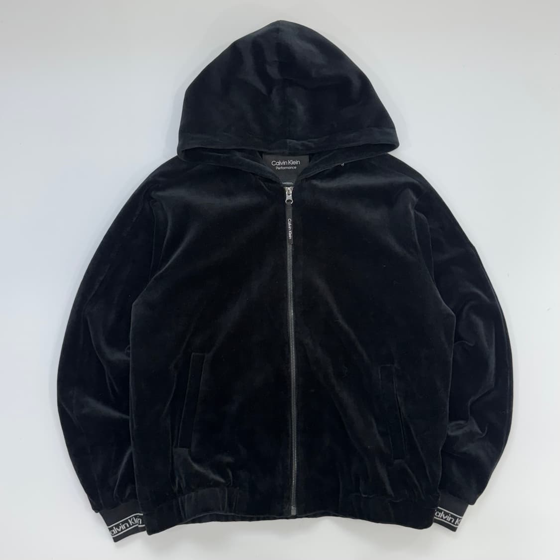 Calvin Klein 캘빈클라인 블랙 벨벳 후드집업 상품이미지3