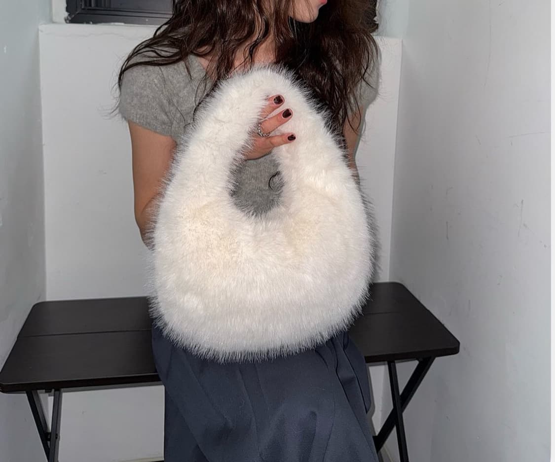 새제품) 코페리 털가방 퍼 토트백 상품이미지2