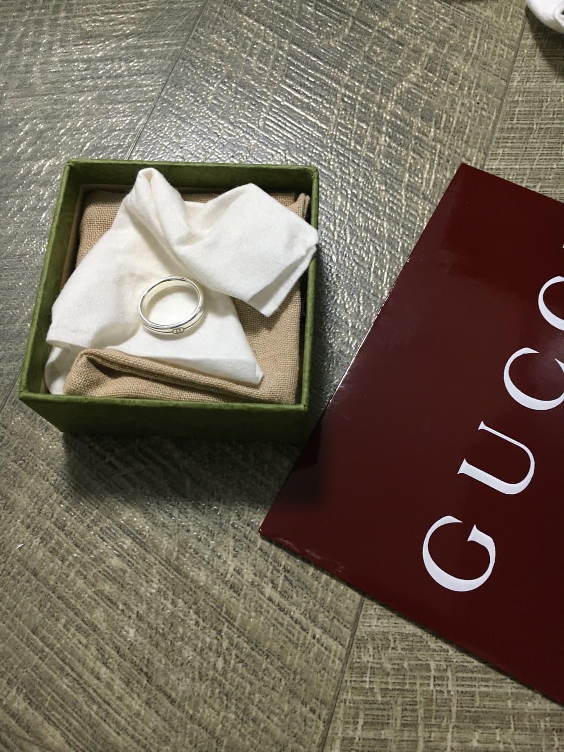 구찌 다이애그널 인터로킹 G 씬 반지13호 상품이미지1