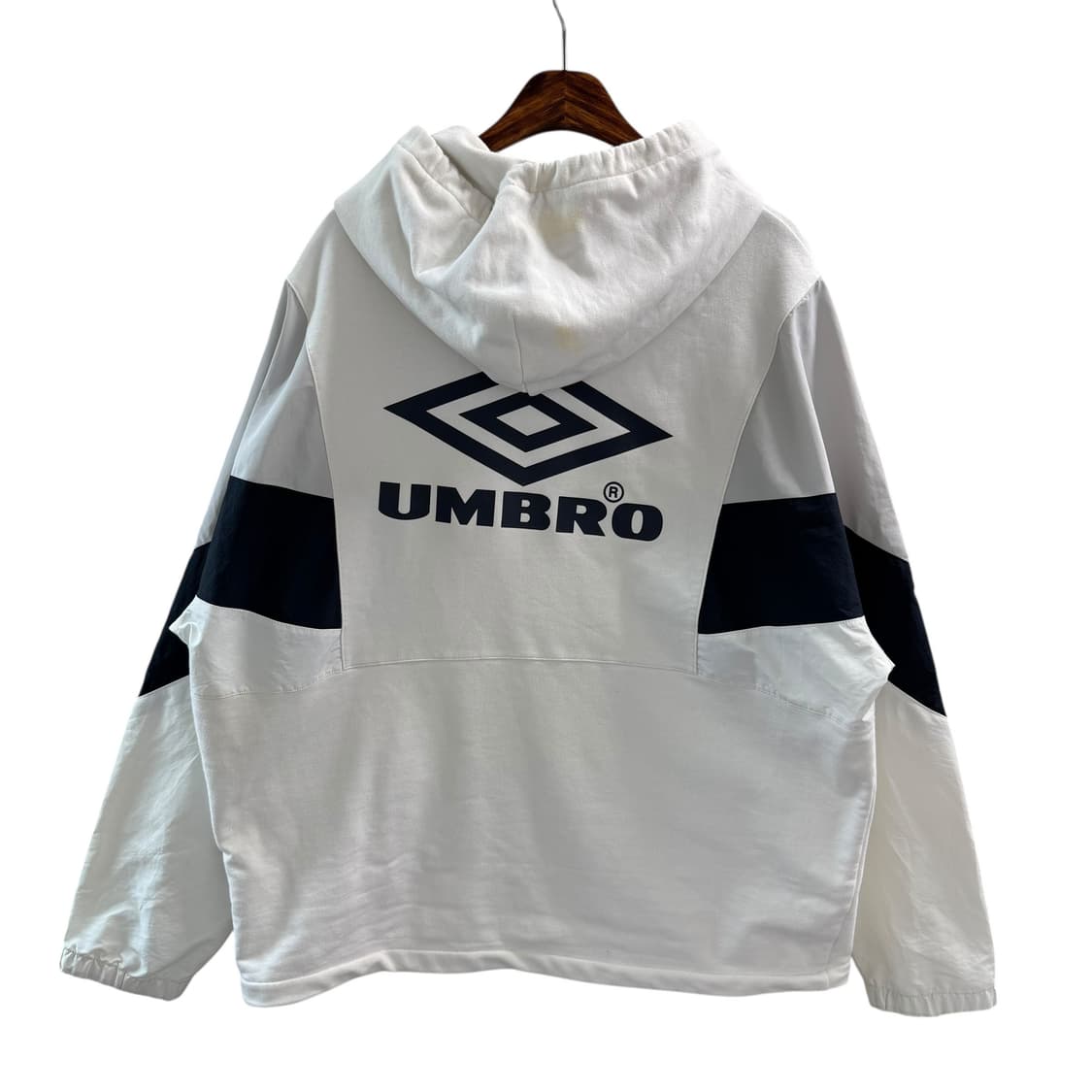 [XL] 엄브로 후드티 상품이미지4