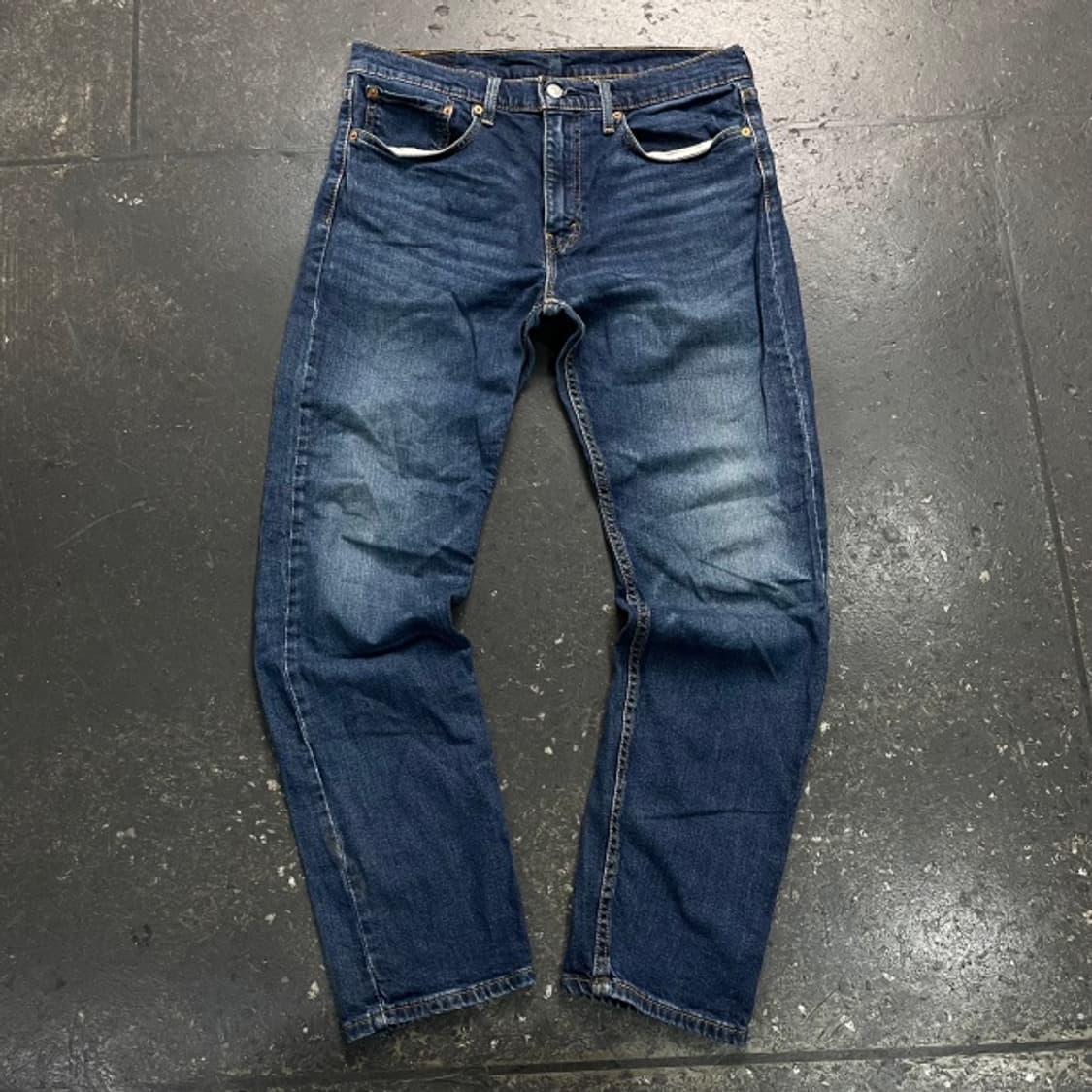 34 리바이스 502 청바지 상품이미지1
