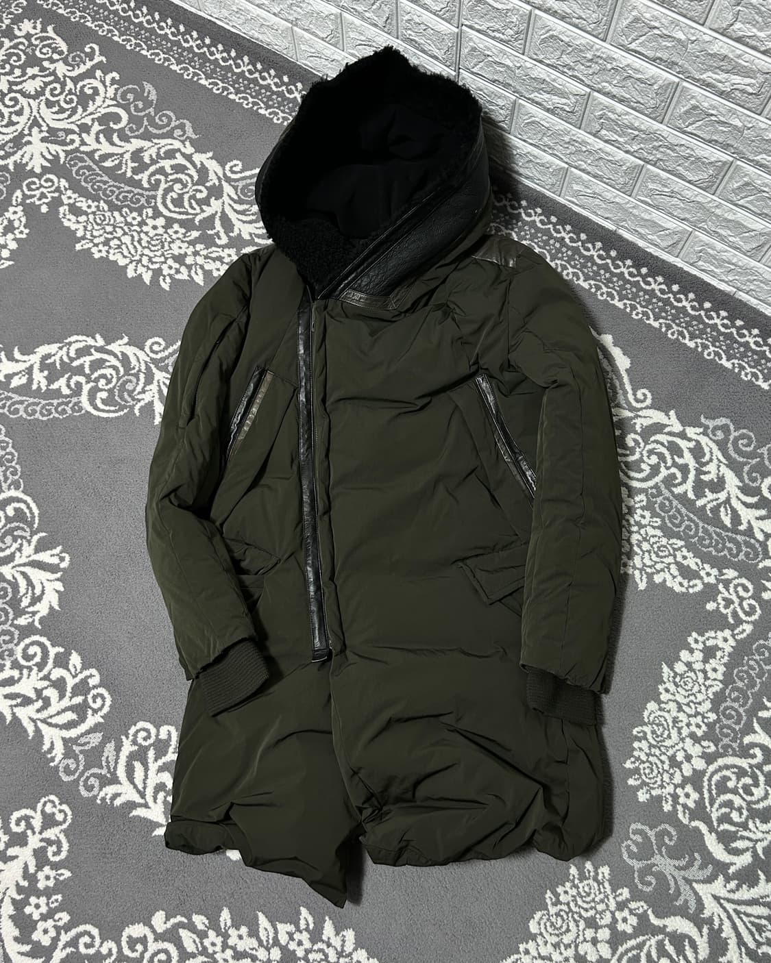 시스템 다운 필 레더 패치 코트  상품이미지2