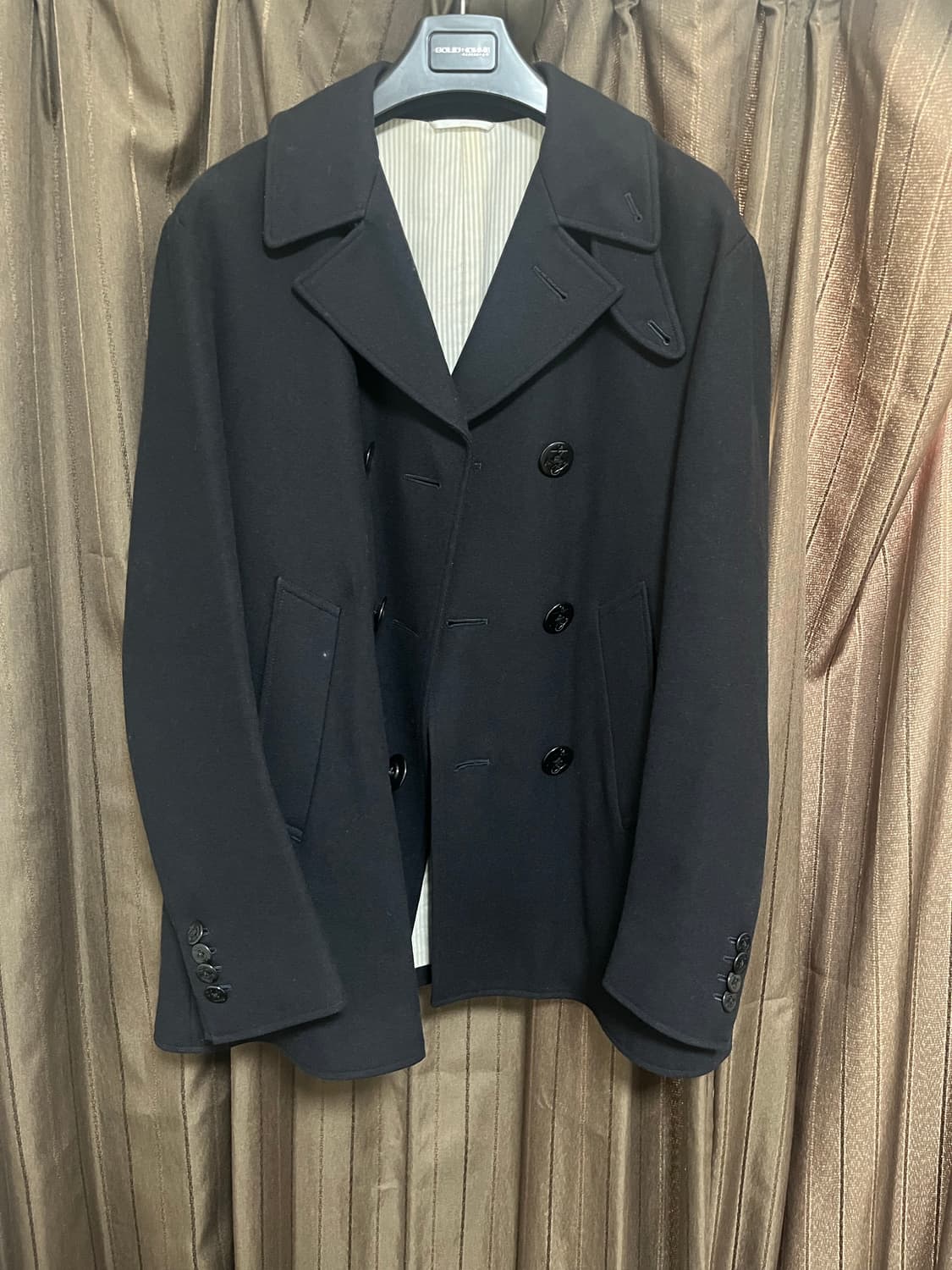 톰브라운 피코트 상품이미지1