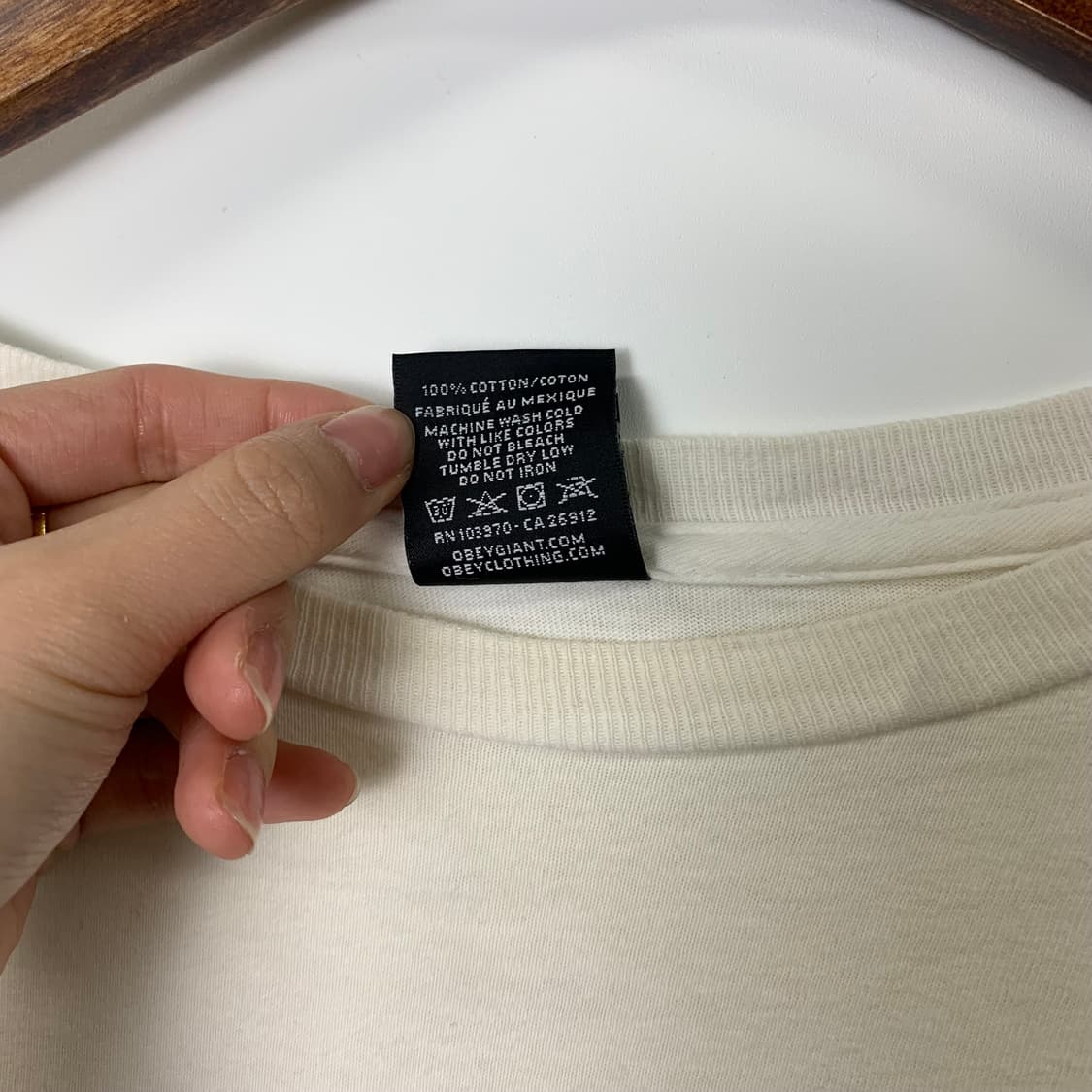 오베이 빅로고 화이트 롱슬리브 긴팔티 상품이미지7