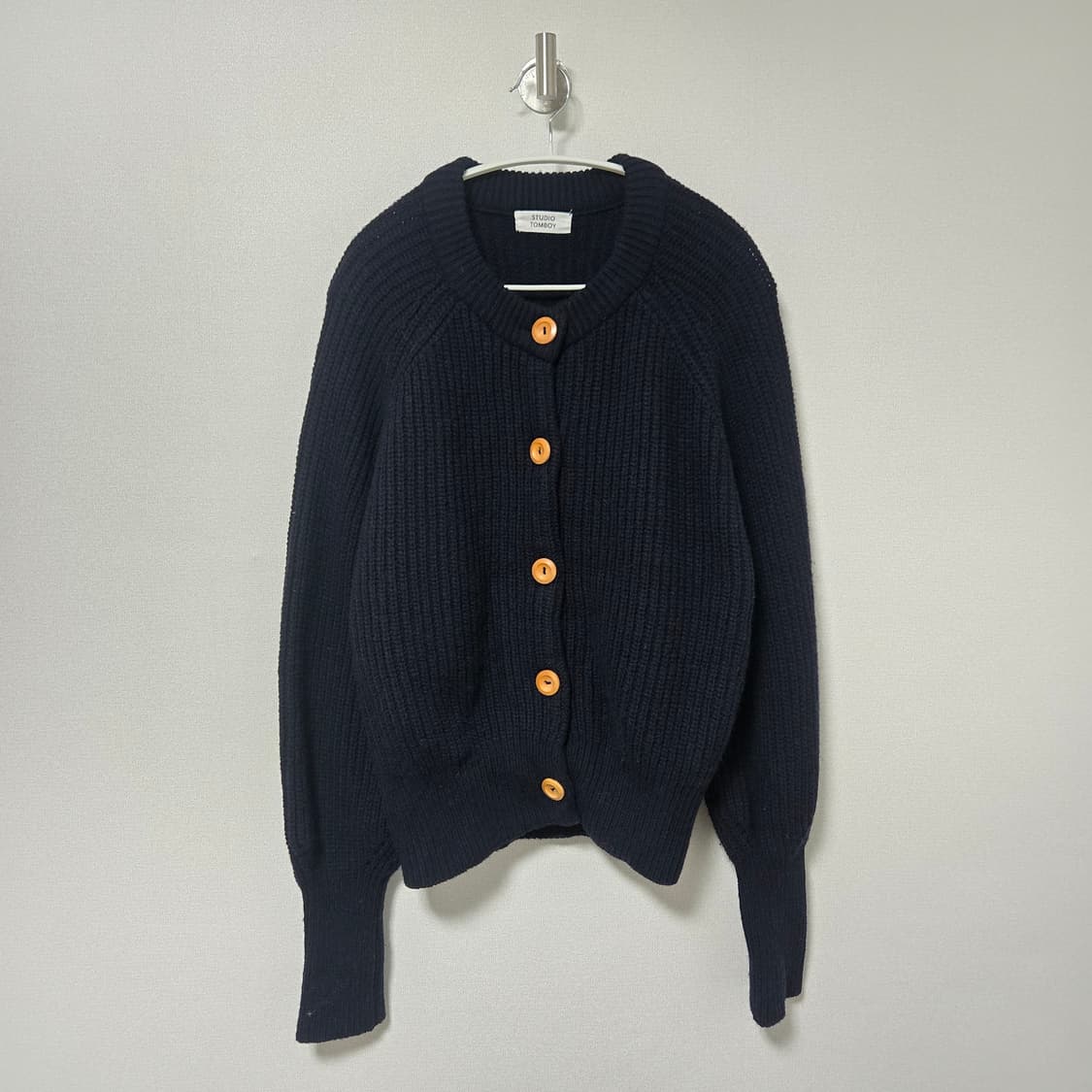 스튜디오톰보이 2021 울 가디건 / 여성 가디건/ 여자 가디건  상품이미지1
