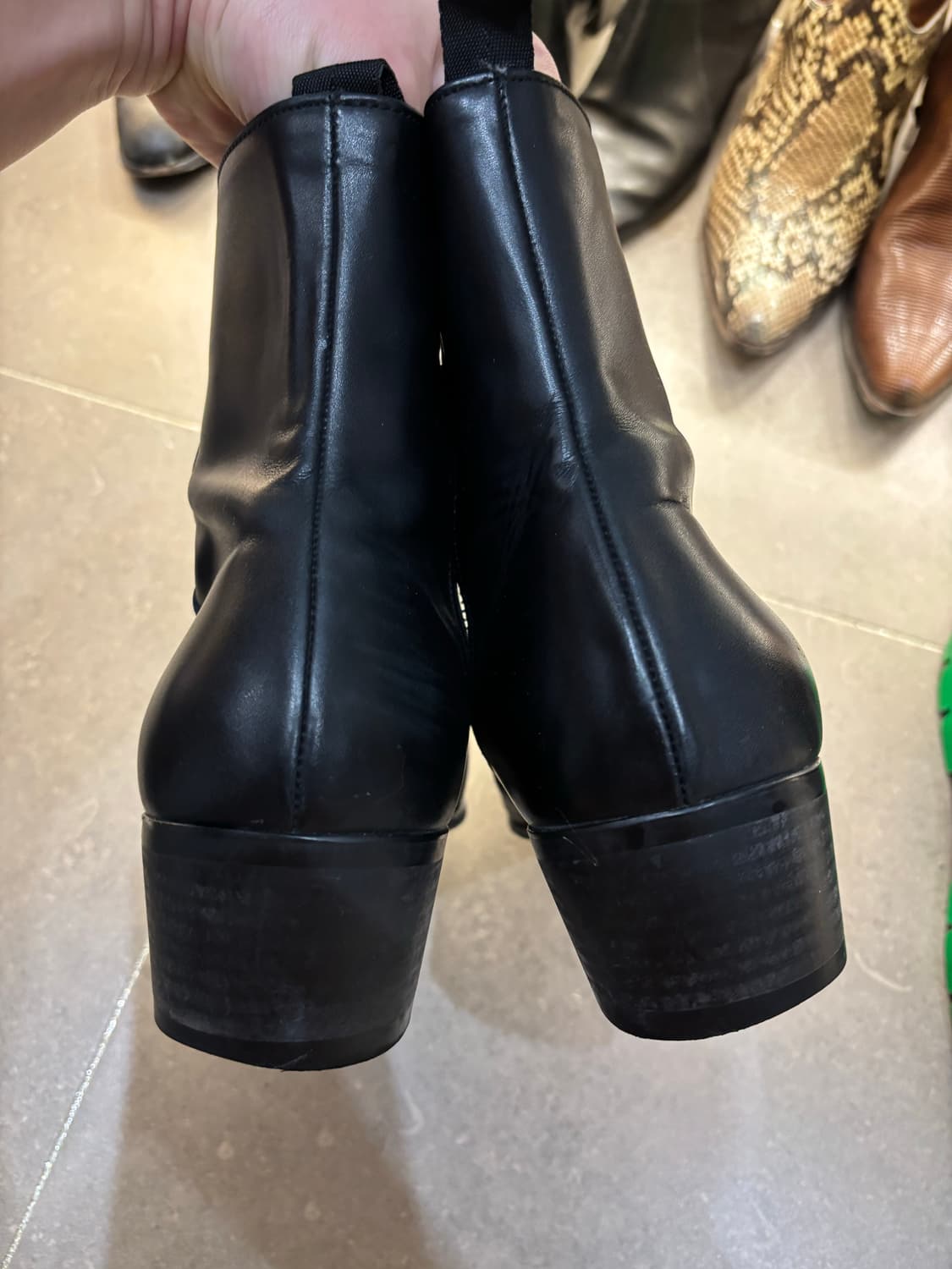 브래드스튜디오 카딘 275 팝니다 상품이미지5