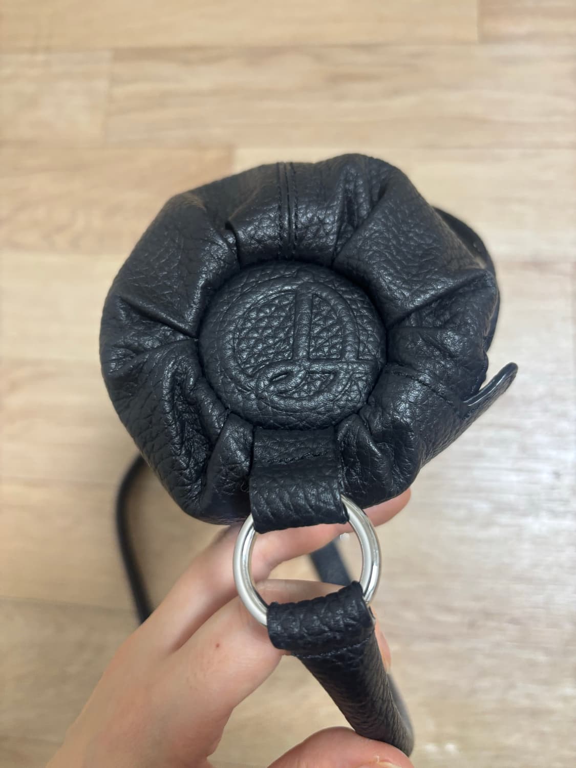 Open yy 오픈와이와이 필로우백 블랙 상품이미지6