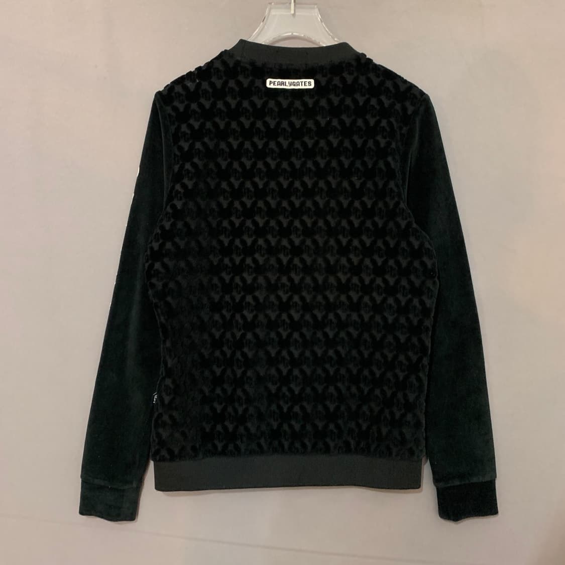 2 파리게이츠 골프 바니 벨벳 올오버 패턴 맨투맨 상품이미지3