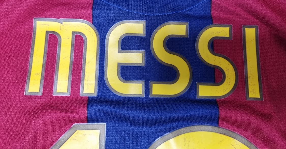 FC 바르셀로나 홈 메시 유니폼 팝니다  상품이미지3