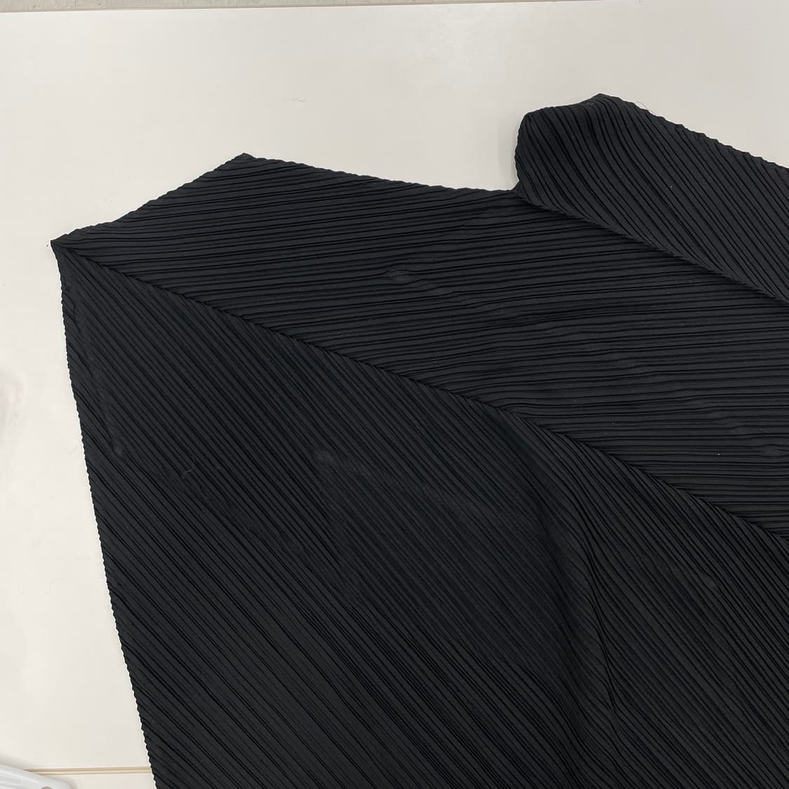 이세이 미야케 플리츠 FETE 라인 비대칭 탑 상품이미지6