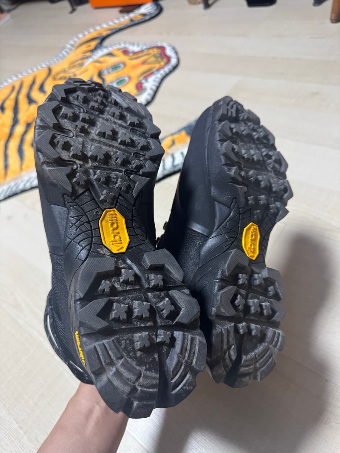 로아 안드레아스 트래킹화 상품이미지4