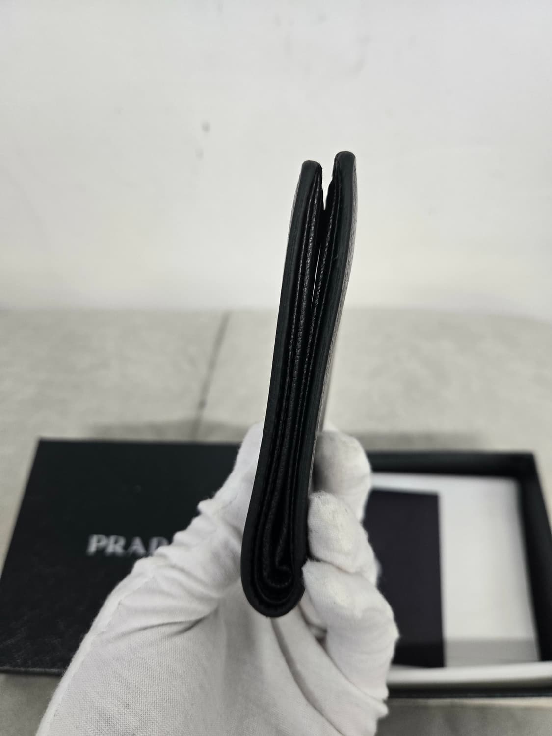 [보증서 정품] 프라다 사피아노 반지갑 상품이미지4