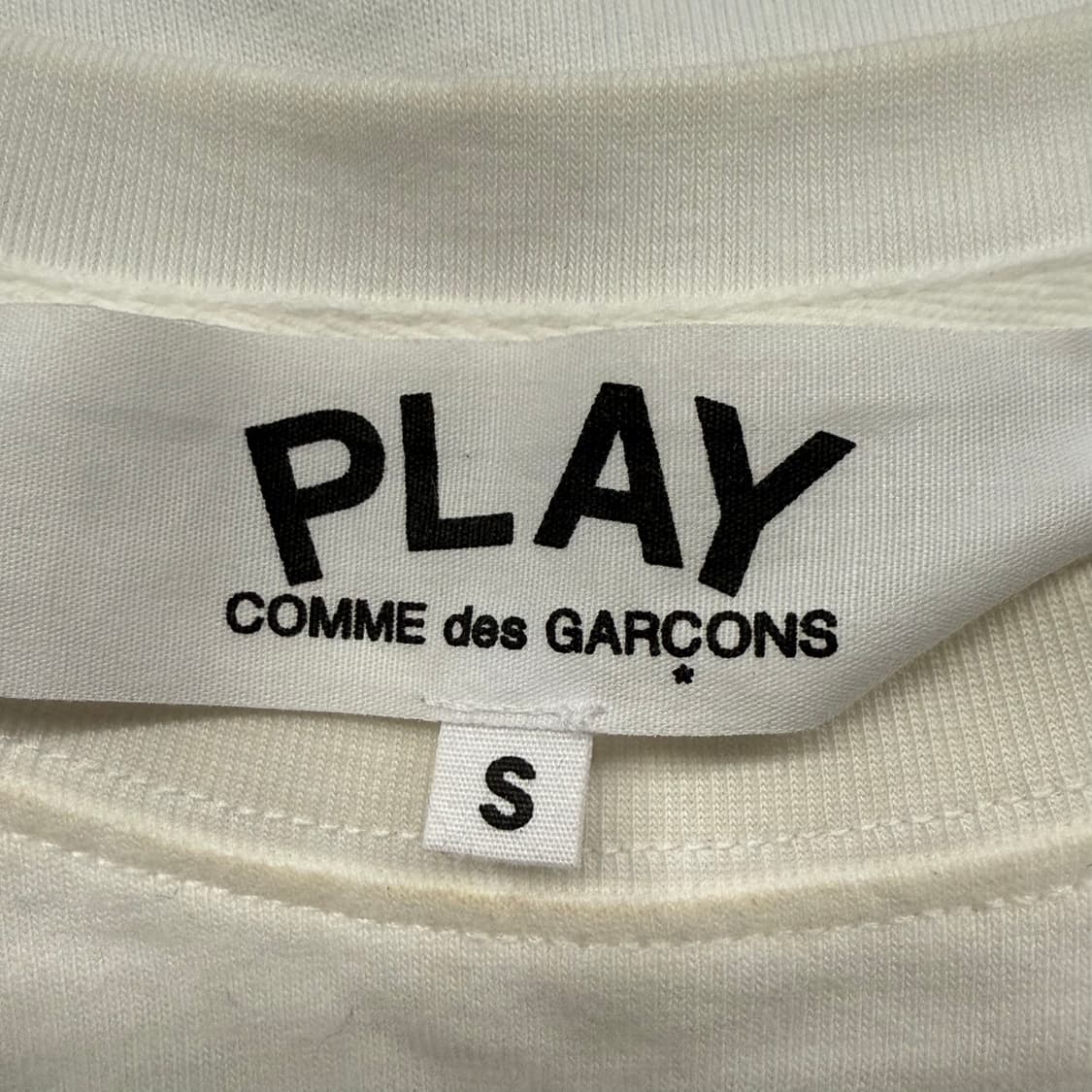 꼼데가르송 네이비 도트 땡땡이 하트 반팔티셔츠 상품이미지4