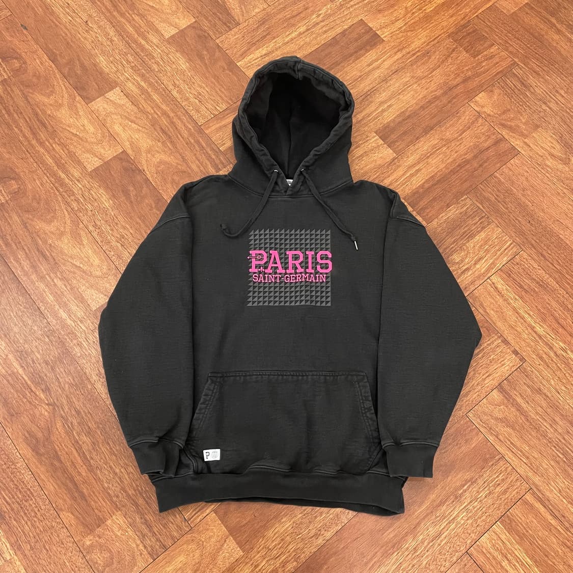 오버더피치 x 파리생제르망 후드티 상품이미지1