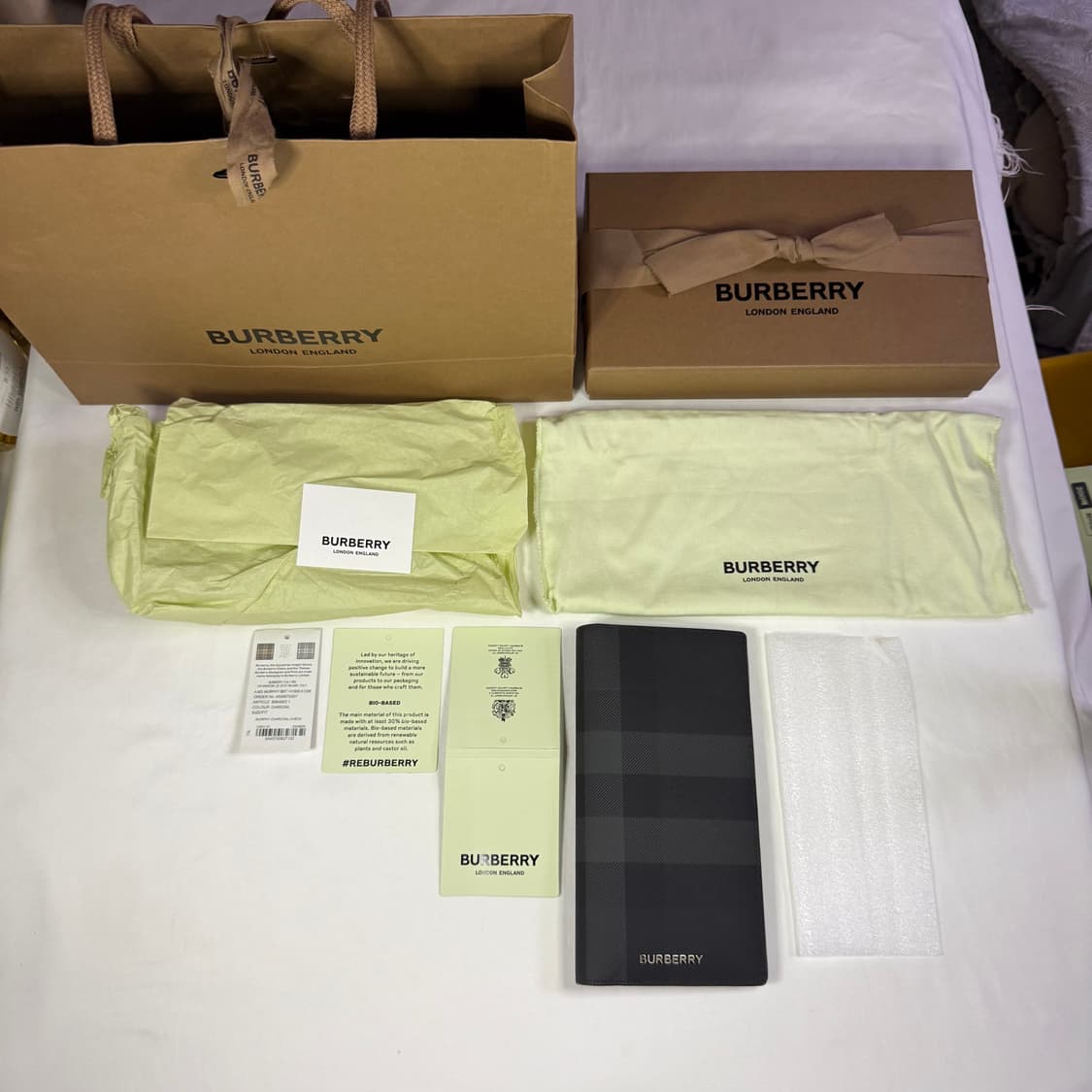 버버리 머피 체크 롱 월렛 차콜 장지갑 상품이미지10