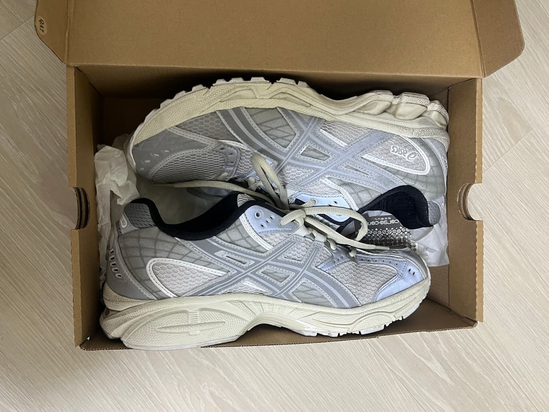 아식스 민나노 젤 님버스 270사이즈 화이트시트락컬러 상품이미지4