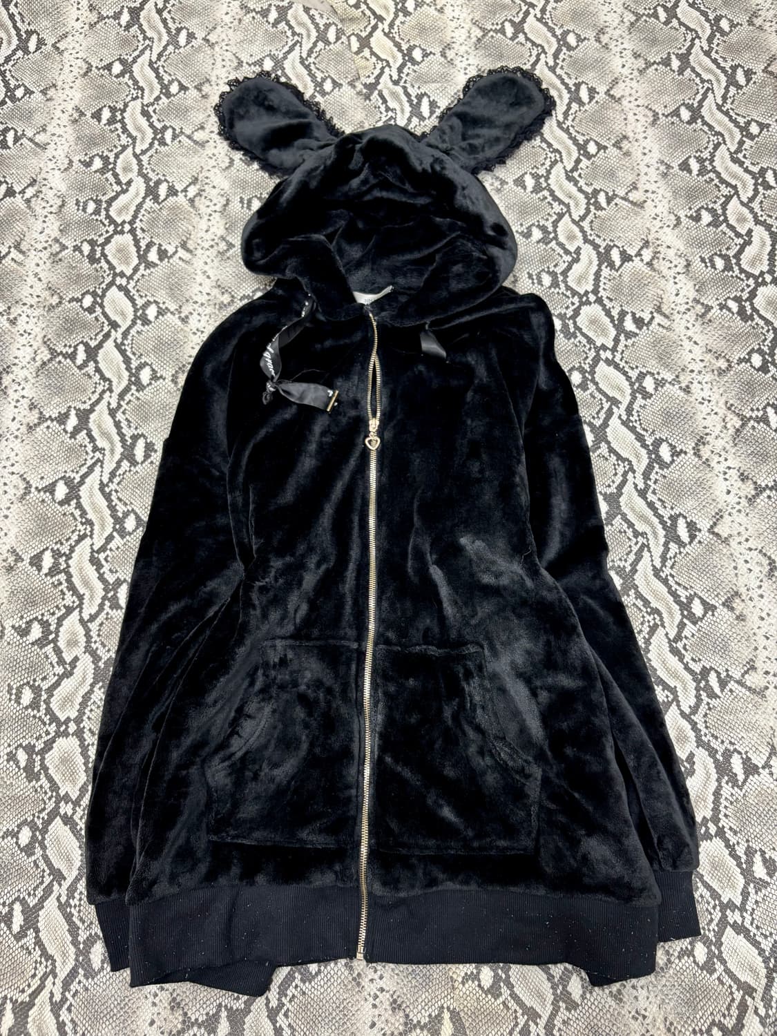 “Vintage” Rabbit Ears Hood Over-Fit Hood 상품이미지1