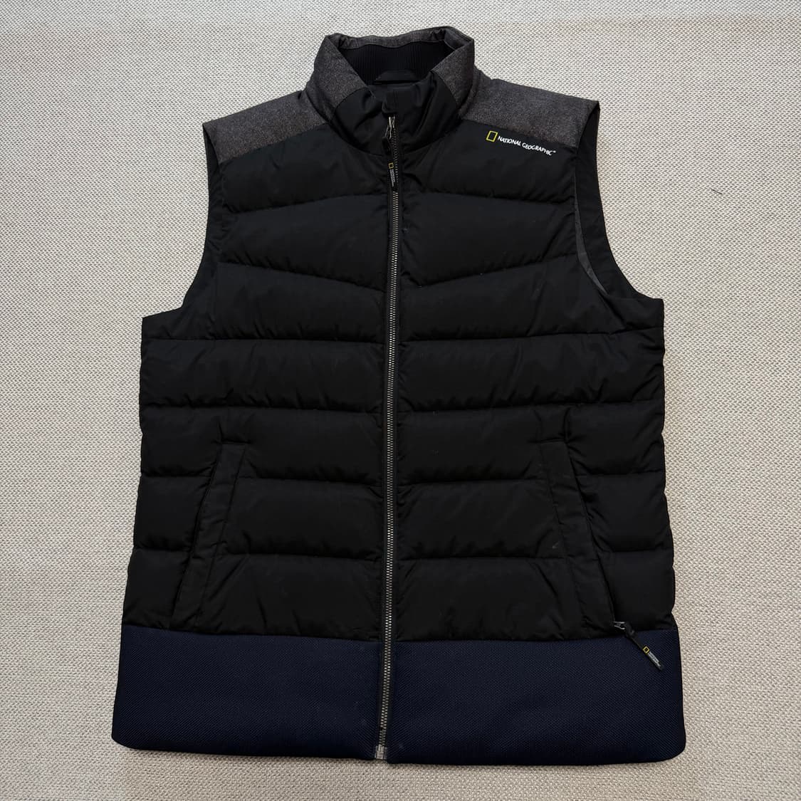내셔널지오그래픽 패딩 조끼 상품이미지1