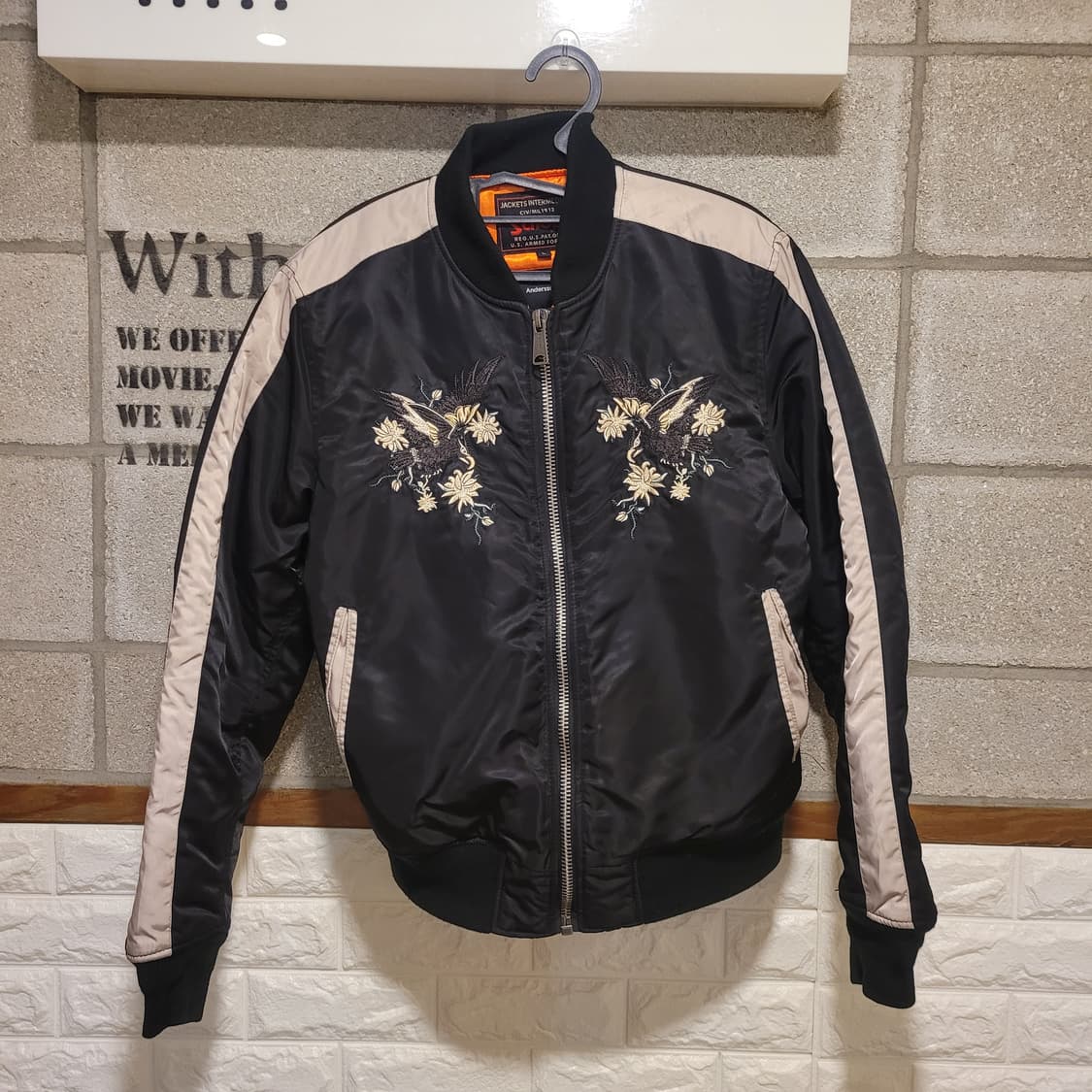 쇼트 X 앤더슨벨 타이거 MA-1 L 상품이미지1