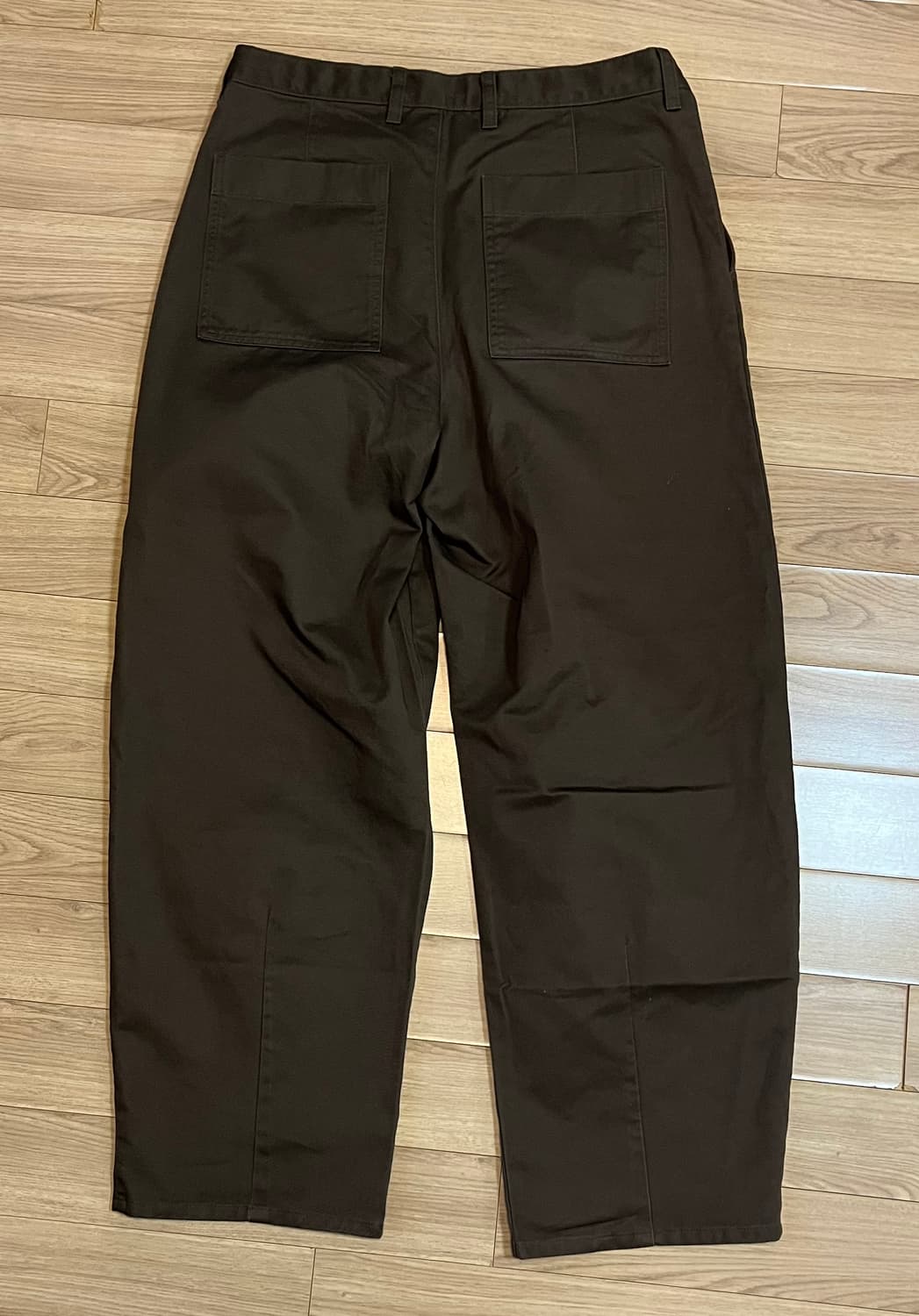 유니클로 C 배럴팬츠 브라운 M 상품이미지2