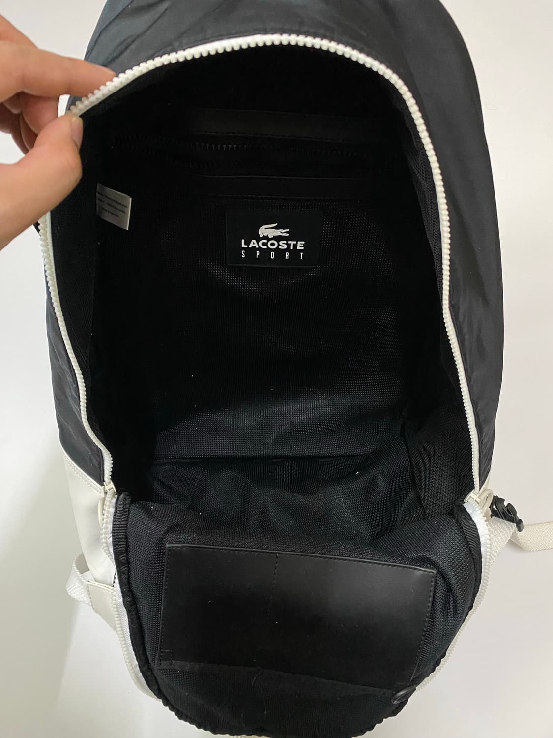 라코스테 스포츠 백팩 블랙/화이트 상품이미지4