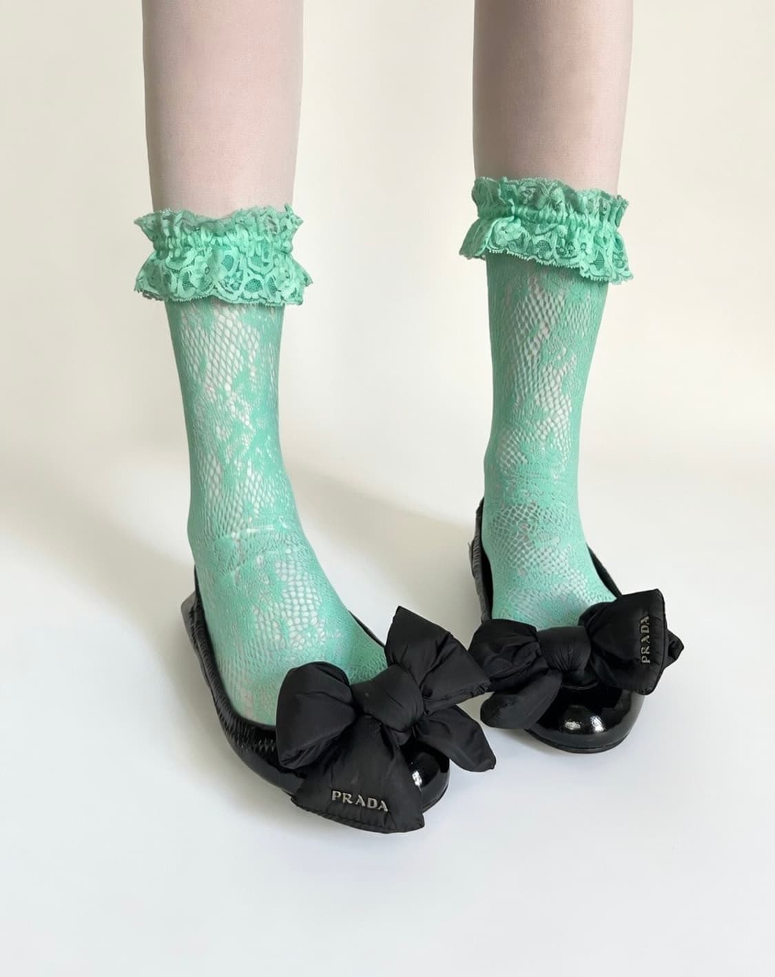 프라다 리본 플랫 슈즈 상품이미지3