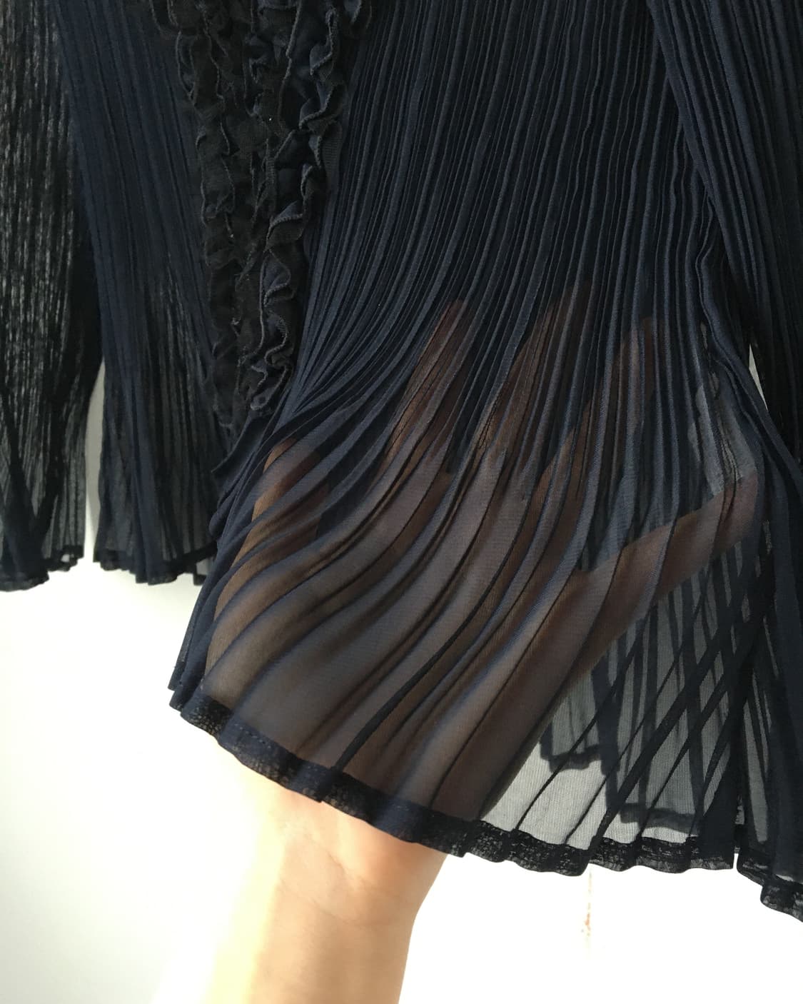 Frill point pleats cardigan 상품이미지4
