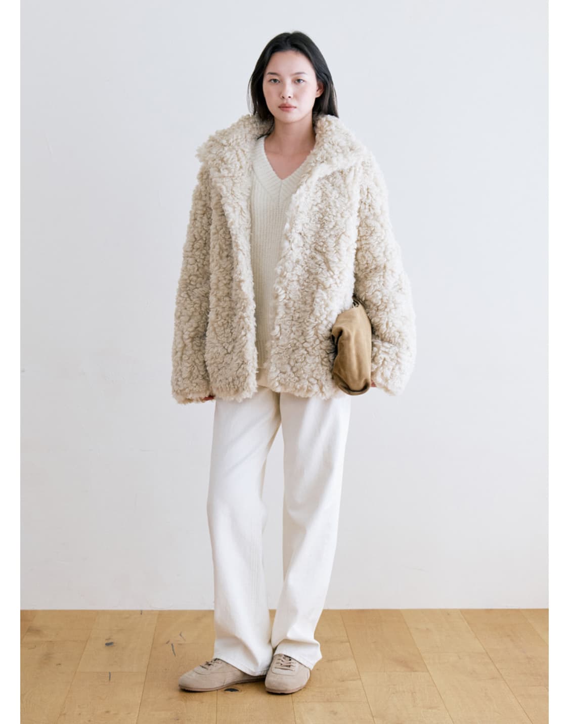 노티아 시어링 하이넥 퍼 자켓 베이지 상품이미지3