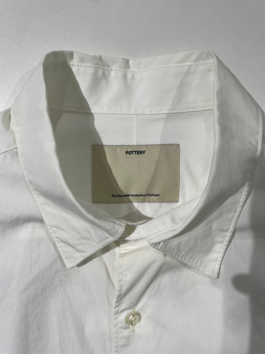 포터리 화이트 슈퍼리오 아이코닉 커프스 오가닉 셔츠 상품이미지7