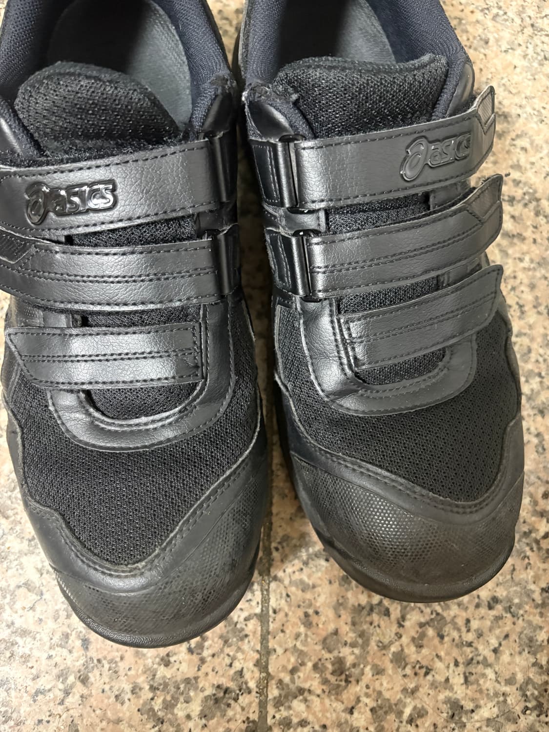 아식스 윈잡 CP215 블랙 265사이즈 팝니다 상품이미지2