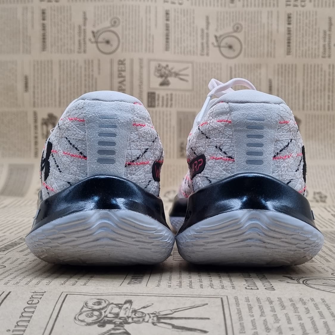 언더아머 ua 플로우 여성런닝화 235 상품이미지4