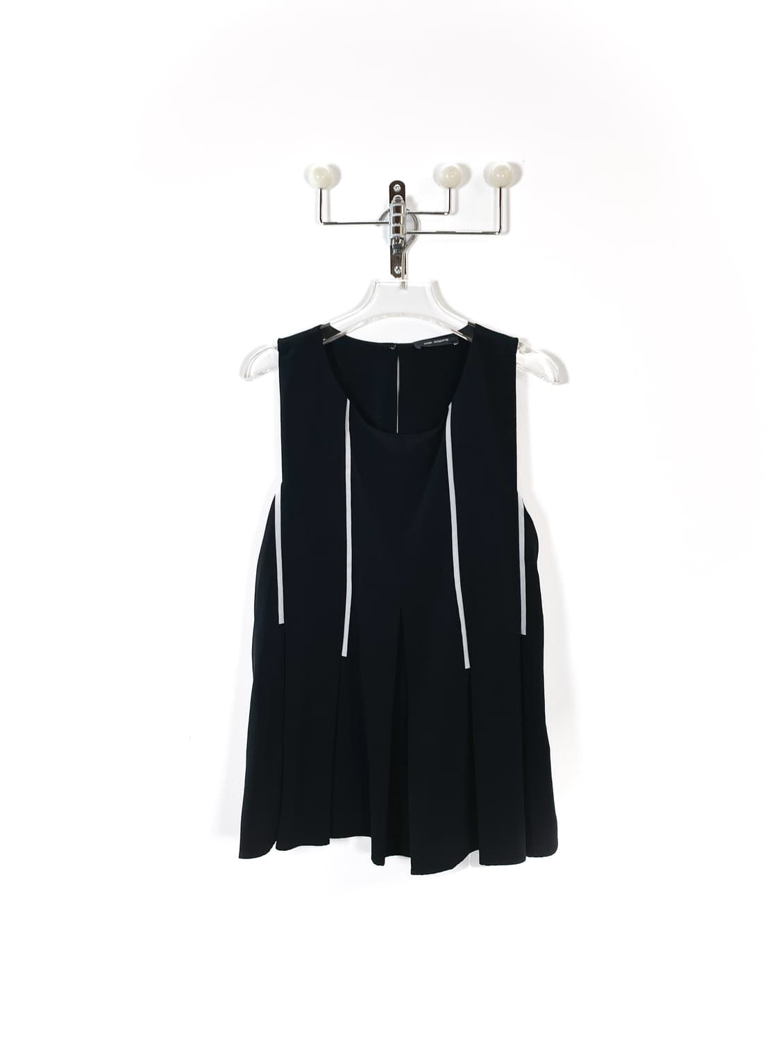 Cop.Copine 코코핀 핀턱 슬리브리스  상품이미지1