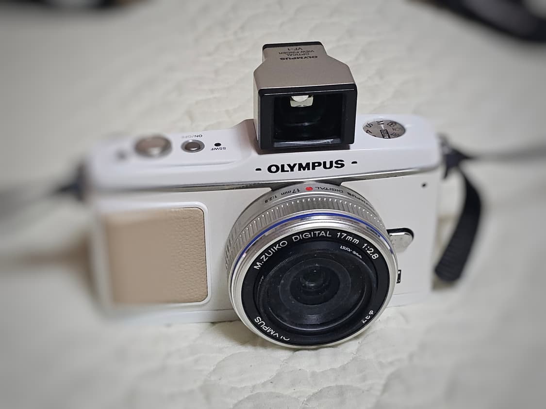 올림푸스 M.ZUIKO DIGITAL 17mm F2.8 렌즈와 VF-1 상품이미지10