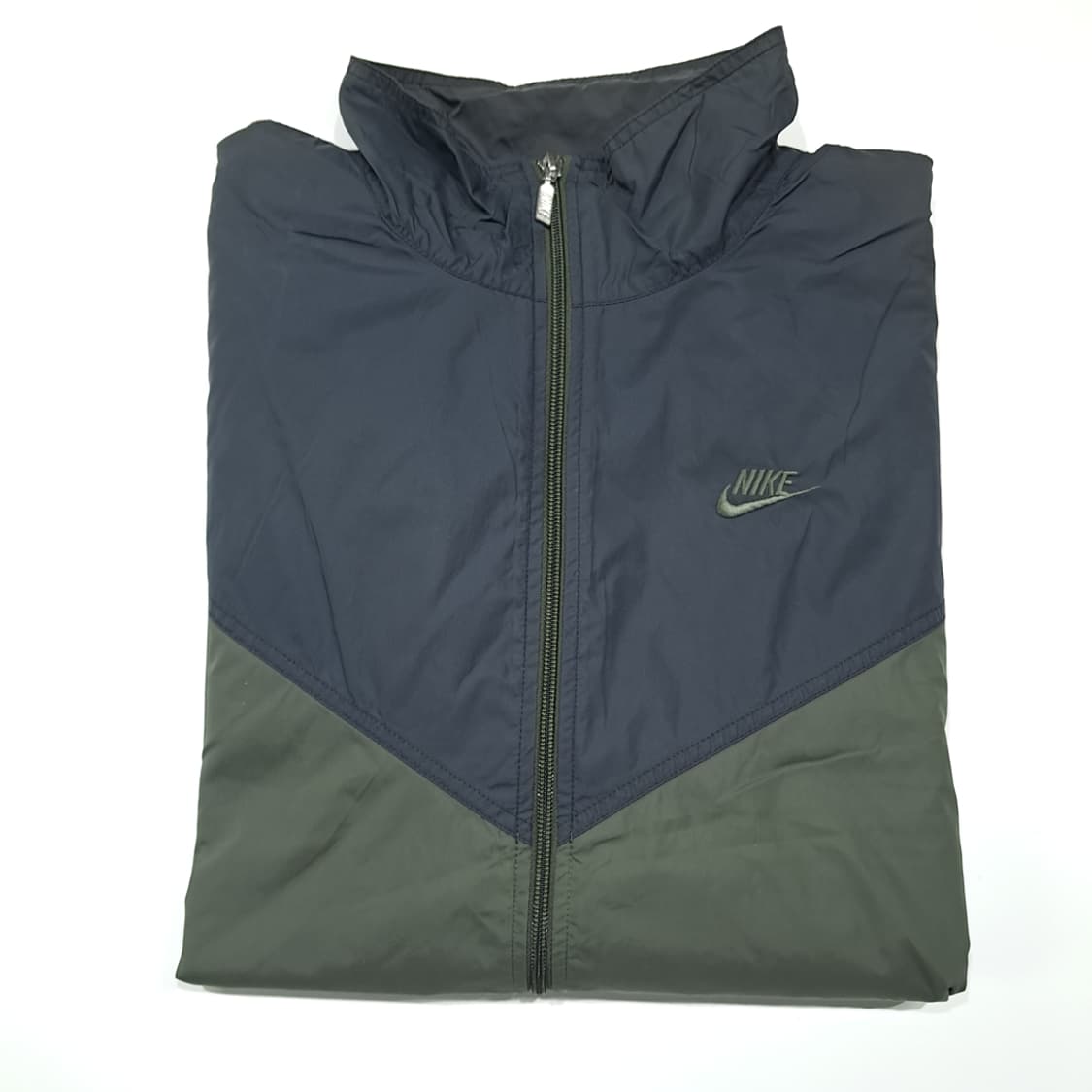 CL961 XL 나이키 90s 실버태그 블랙올리브 바람막이 자켓 상품이미지9