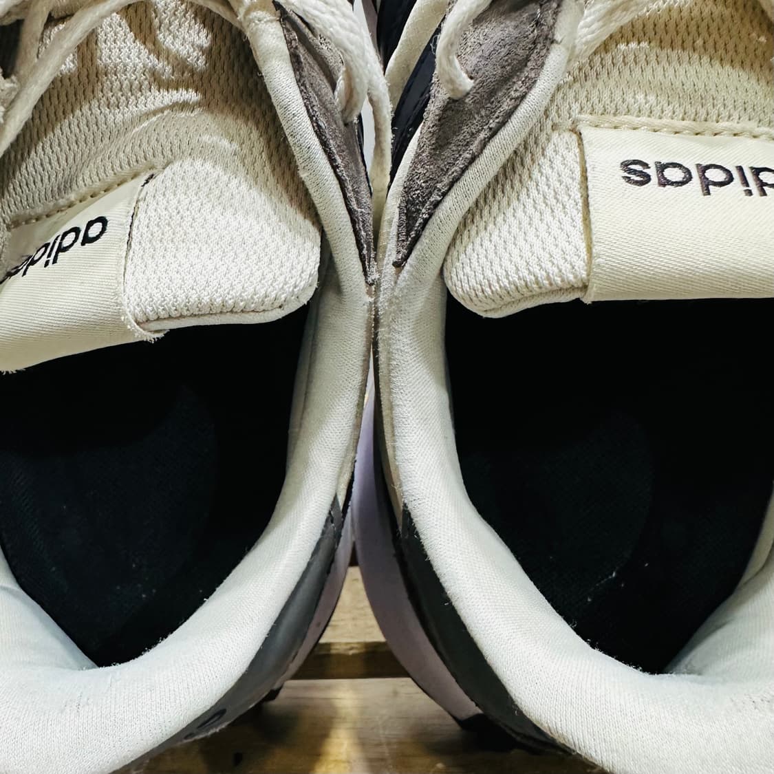 260) 아디다스 운동화 남성 남자 신발 런 70 화이트 그레이 상품이미지9