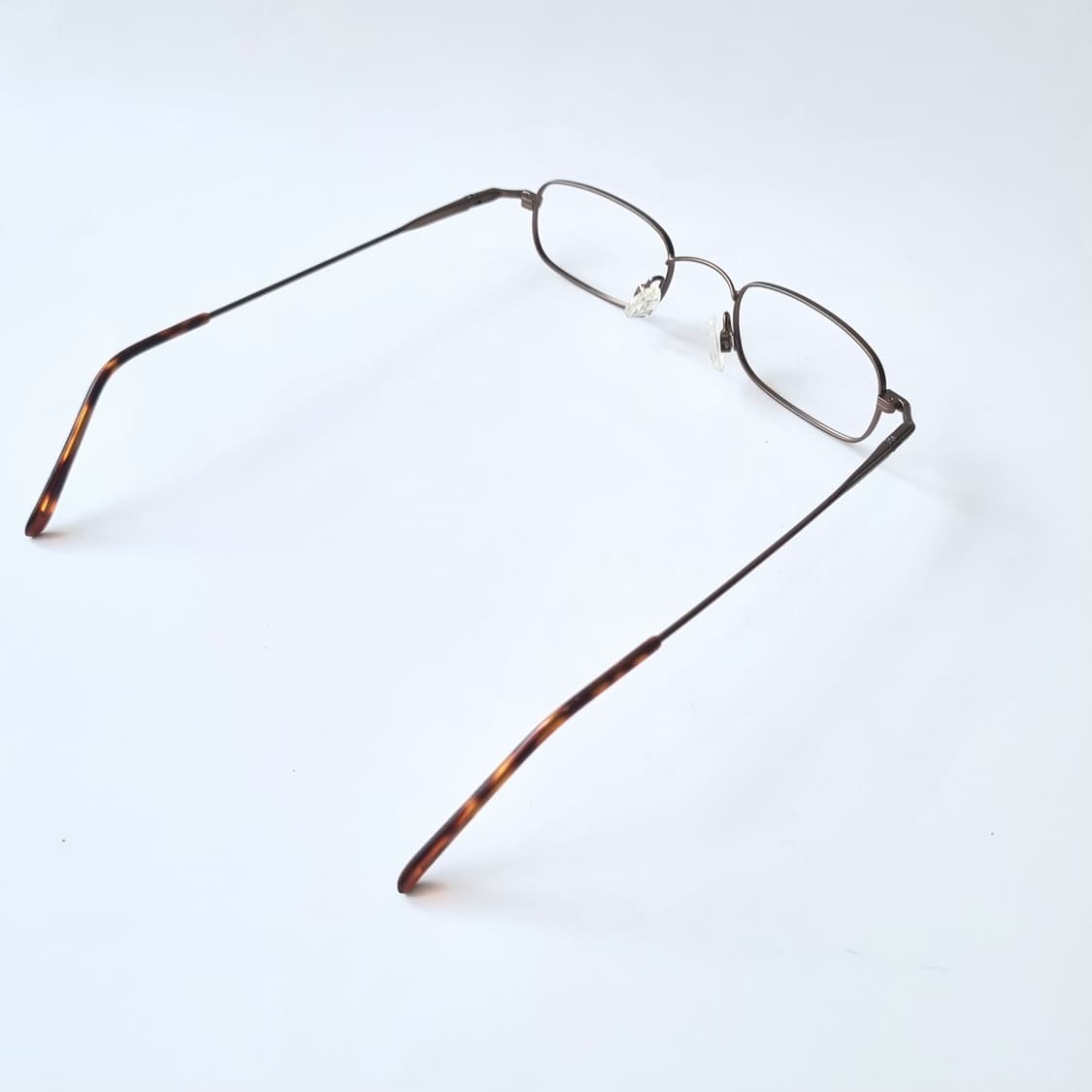 진열상품 미니멀 사각 오버템플 안경테 394 상품이미지6