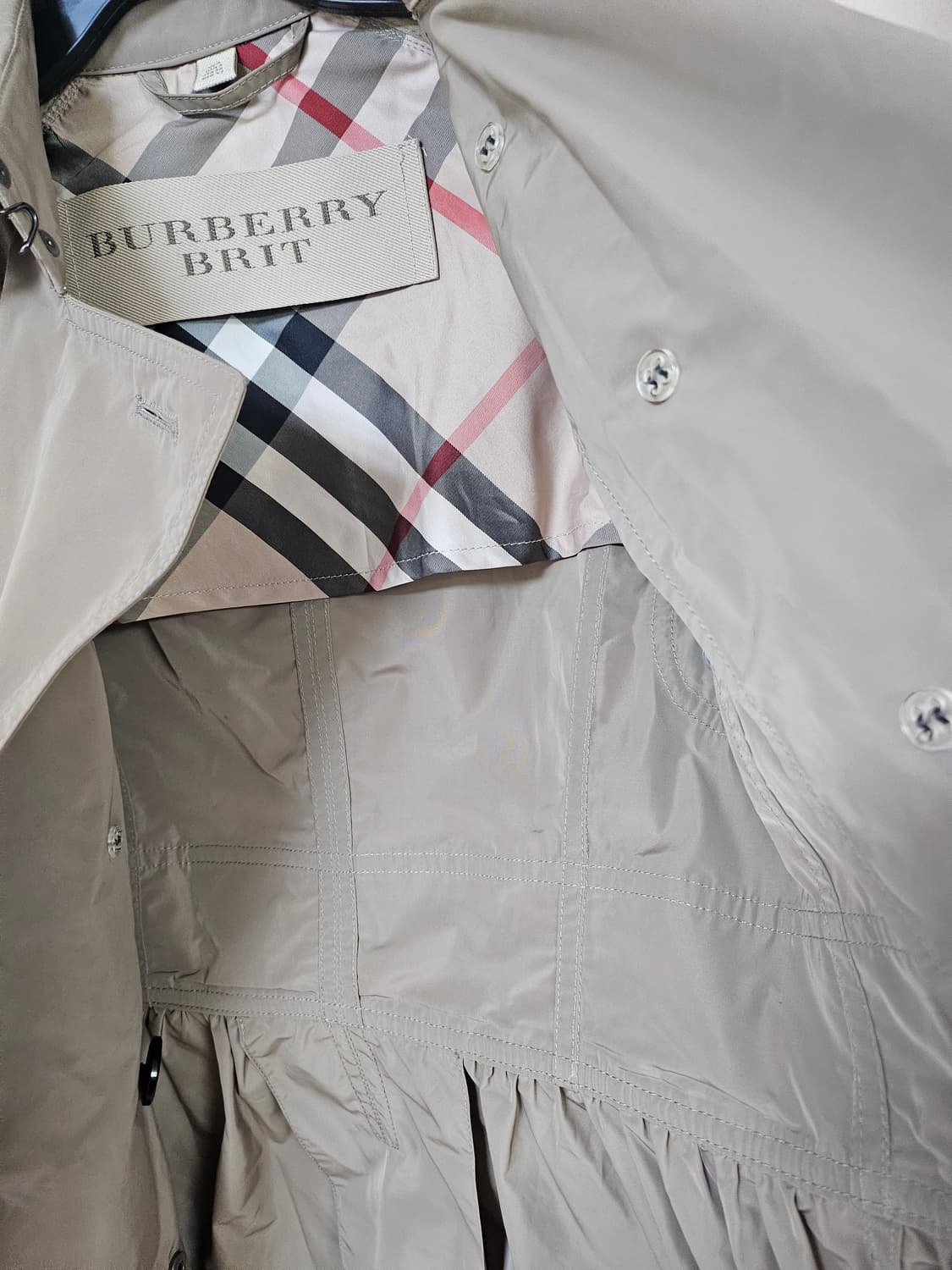 버버리정품 발모랄 트렌치코트  상품이미지4