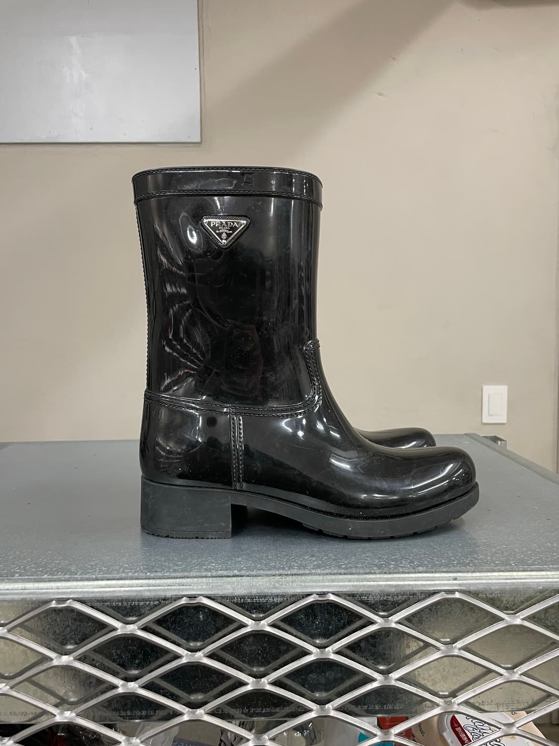 프라다 러버 트라이앵글 로고 레인부츠 EU38 (gr-3760) 상품이미지4