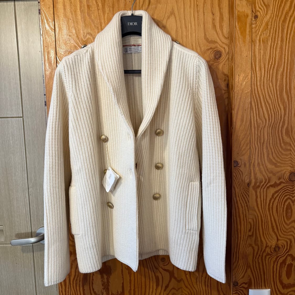 새상품) 브루넬로 쿠치넬리 24 f/w 금장 니트 가디건 자켓 상품이미지3