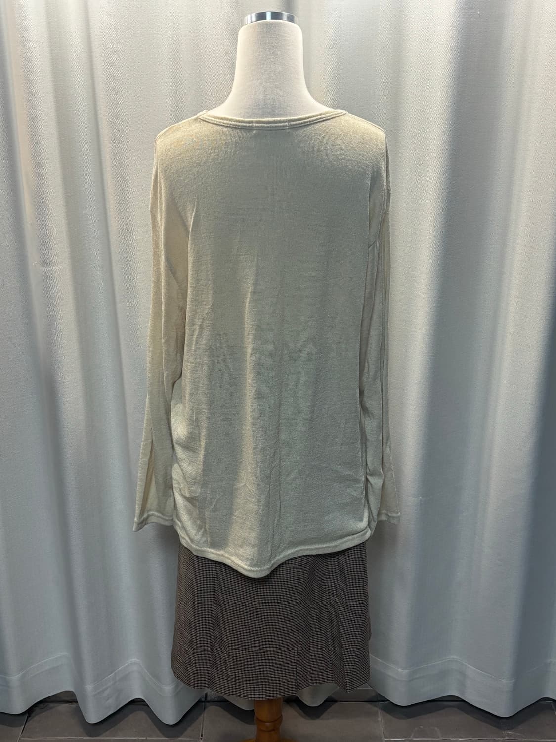 모리걸st 베이지색 긴팔티 상품이미지3