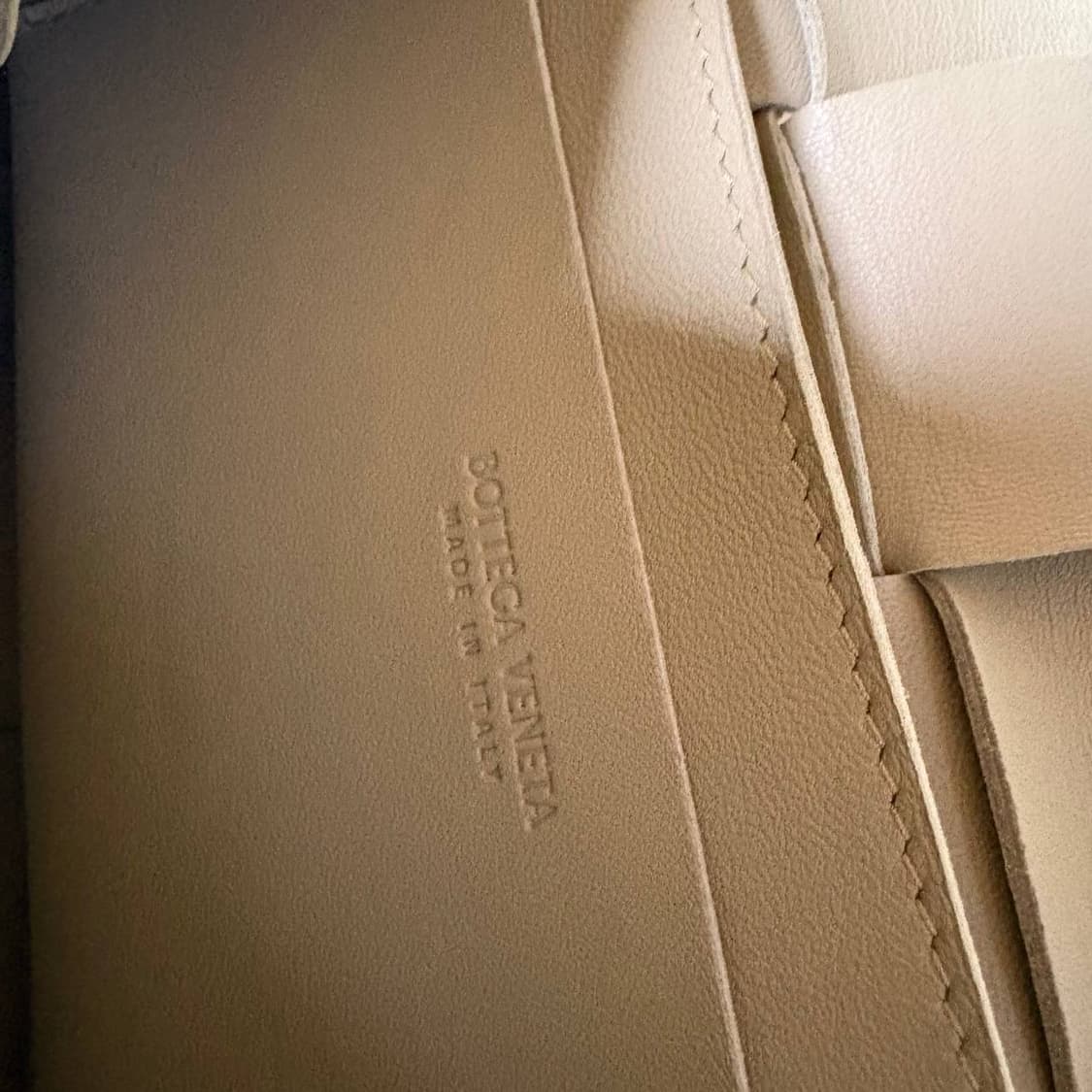 보테가베네타 카세트백 올리브 상품이미지5