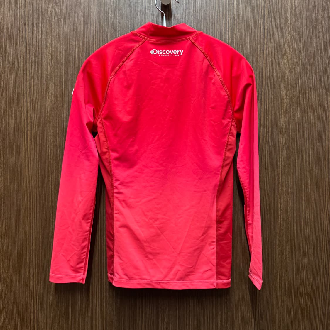 디스커버리 래시가드  상품이미지3