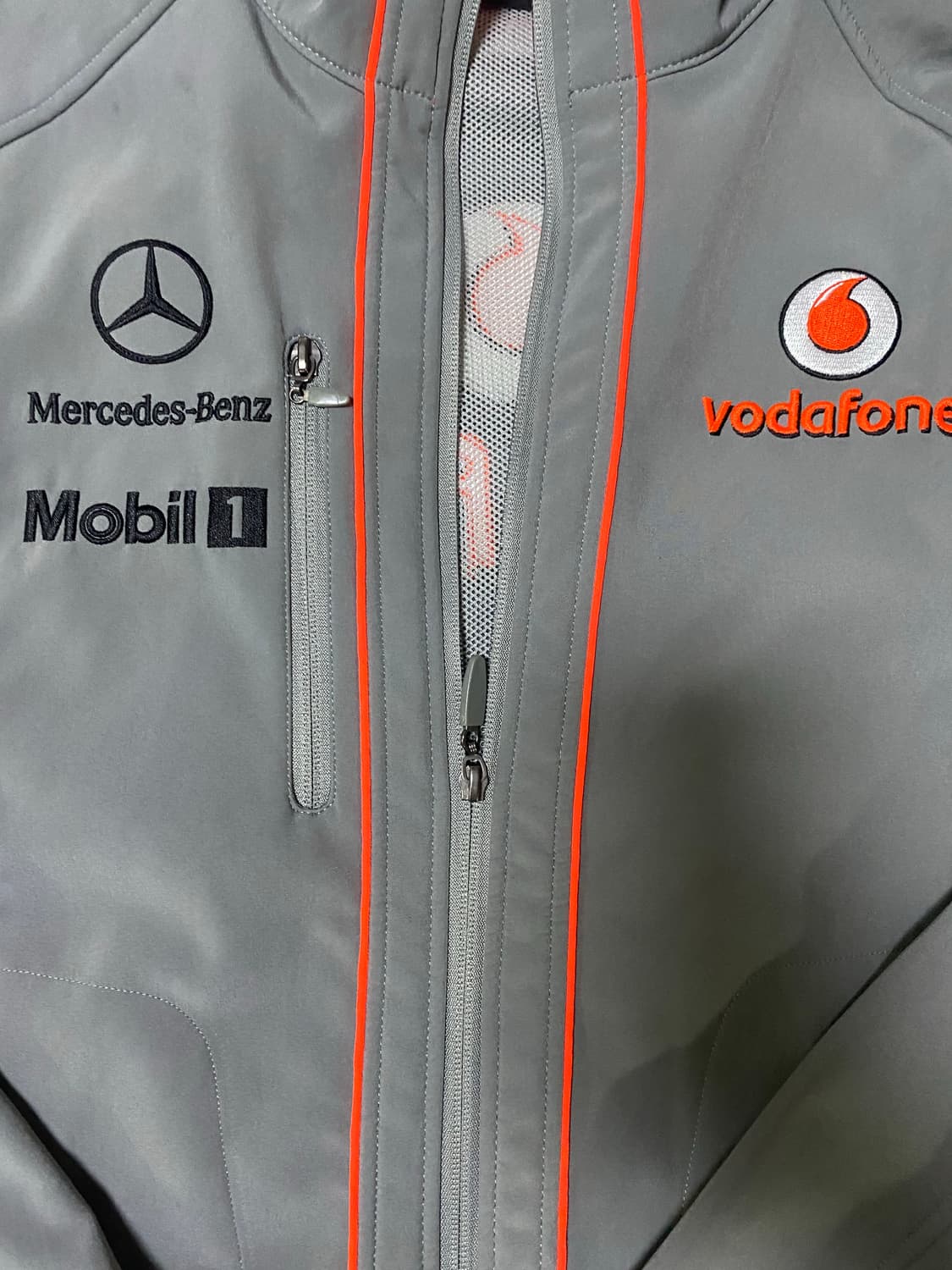 보다폰 맥라렌 벤츠 F1 팀자켓 상품이미지2