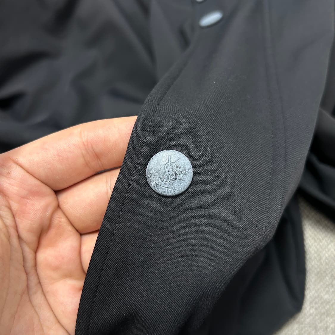 입생로랑 90s 아카이브 폴리쉘 자켓(105) 상품이미지4